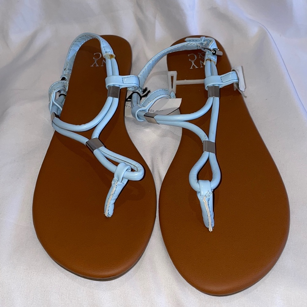 Sandal